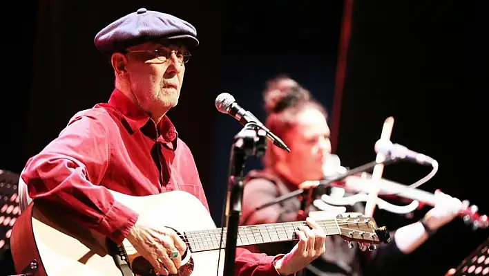 İlhan Şeşen hayatını kaybetti