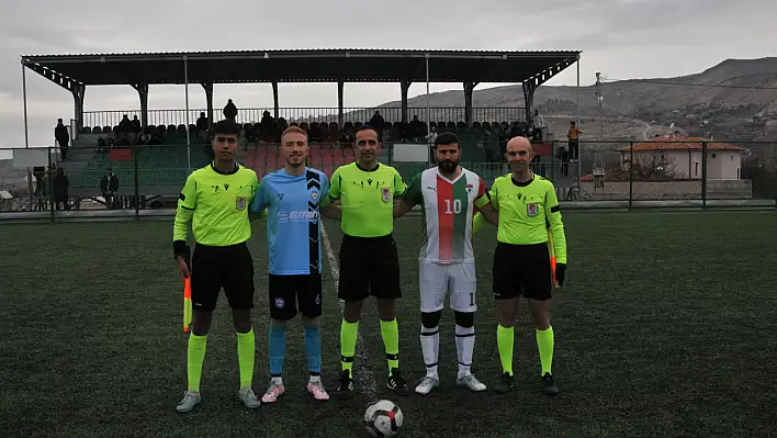 İncesu Gençlikspor'u 11-0 yenen EMT Döğergücü FK 12'de 12 yaptı