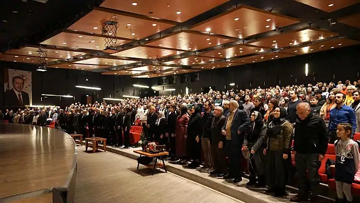 İnşaat mühendisleri Kayseri'de onur töreninde...