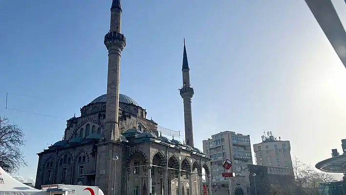 İşte sosyal medyada araştırılan Cuma mesajları…