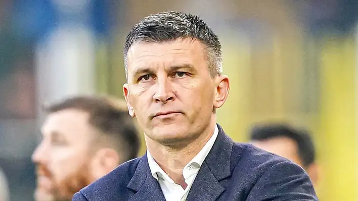 Jakirovic'in vazgeçilmezi de imzayı attı!