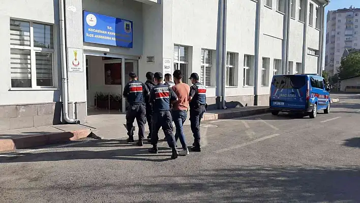 Jandarmadan eş zamanlı DEAŞ operasyonu: 2 gözaltı