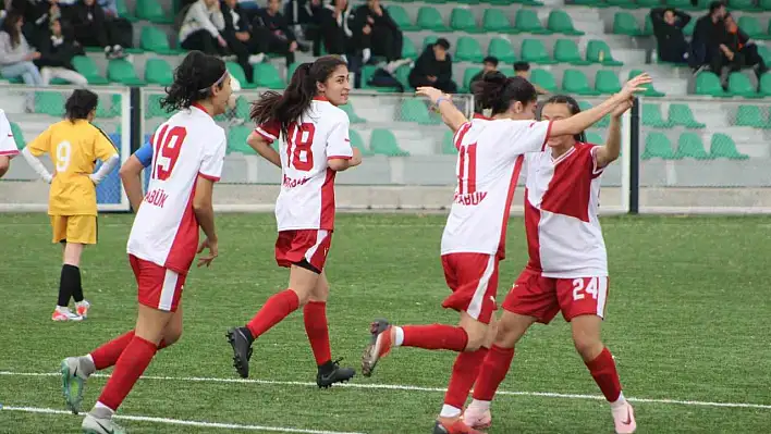 Kayseri ekibi fark yedi: 1-11