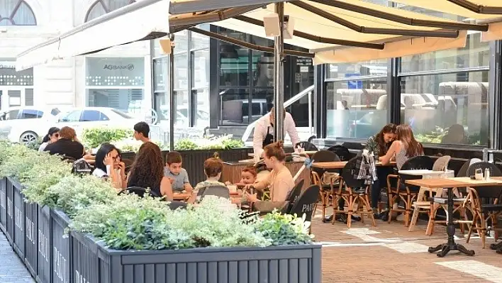 Kafelerde oturma ücreti iddialarına yanıt geldi – Doğru mu?