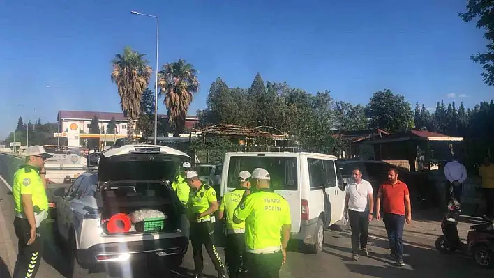 Kahramanmaraş'ta 3 araçlı zincirleme kaza: 4 yaralı