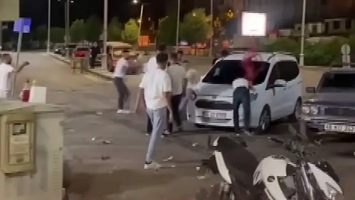 Kahramanmaraş'ta taşlı kavga!