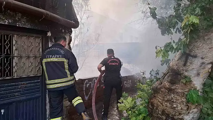 Kahramanmaraş'ta atık yangını panik yarattı