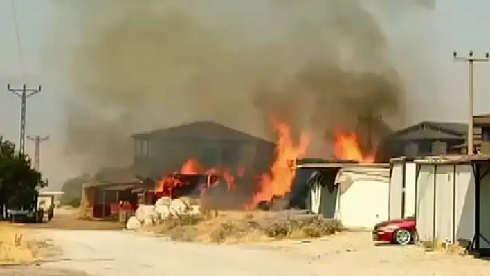 Kahramanmaraş'ta samanlıkta yangın çıktı!