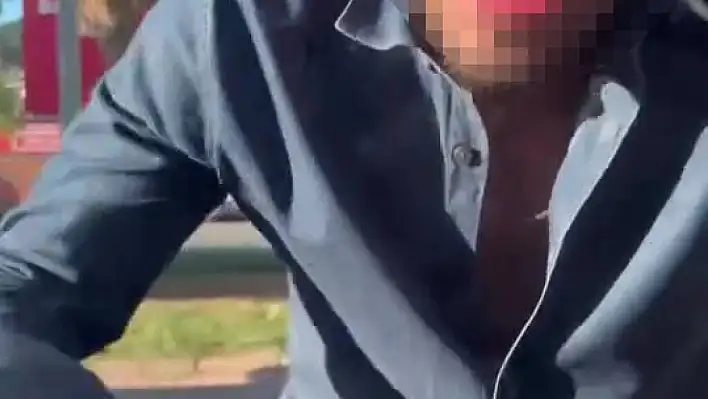 Kahramanmaraş'ta trafikte kavga çıktı: Cama yumruk attı!