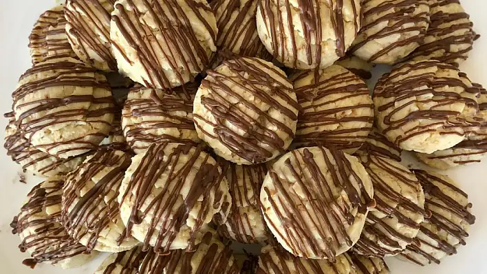 Kahve yanı Kurabiye - Susamlı Kurabiye Tarifi – Pratik Kurabiye Tarifi