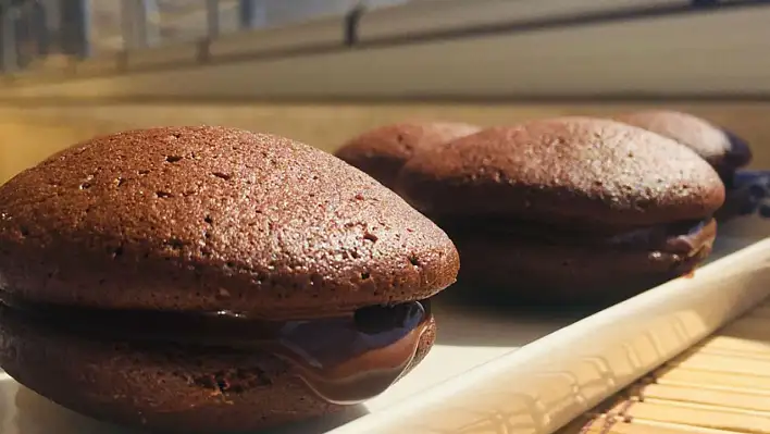 Kahve yanı tarifleri – Whoopie Pie – Az malzemeli tarifler