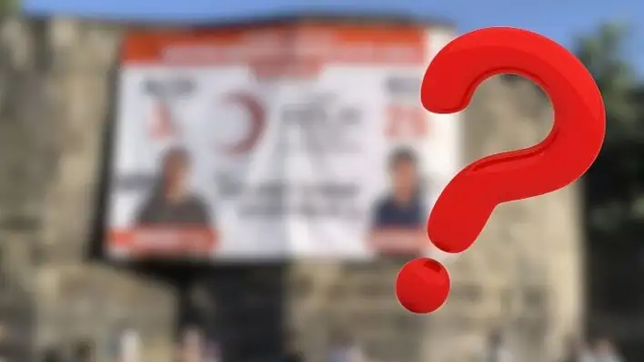 Kale gibi başarı: Şampiyonların afişi Cumhuriyet Meydanı'nda!