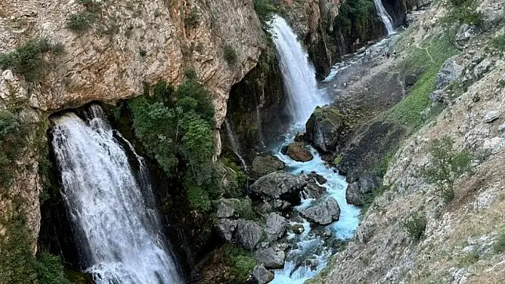 Kapuzbaşı Şelaleleri yeni yüzüyle göz kamaştırıyor!