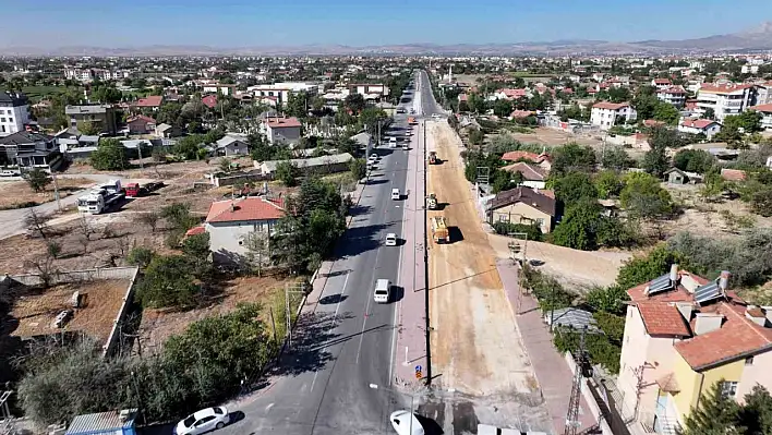 Karakayış, Kanal ve Sütlüce'de asfalt çalışmaları devam ediyor