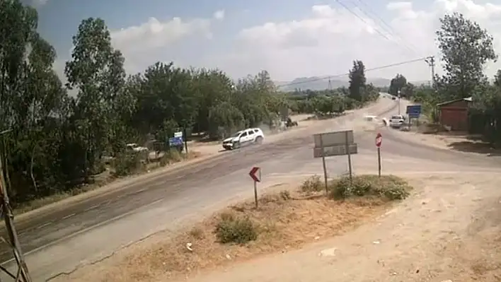 Adana Kozan'da trafik kazası: 4 yaralı!