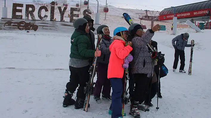 Kayakseverler Müjde! - Erciyes'te Sezon Başladı