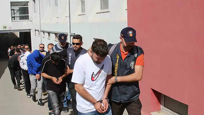 Kayhanlar suç örgütüne 20 ilde operasyon çok sayıda tutuklama!