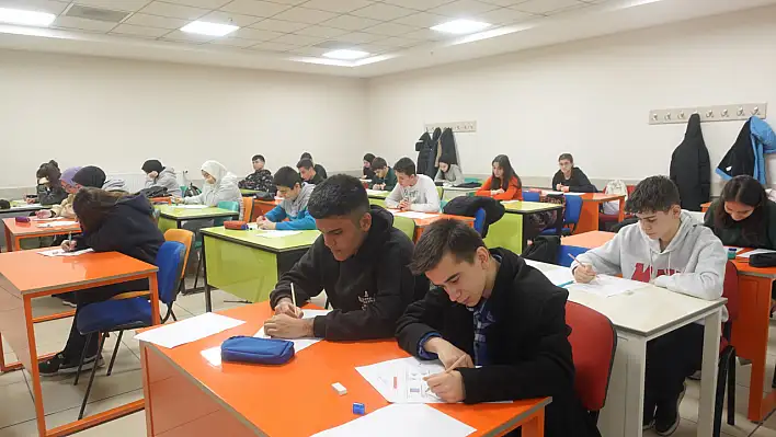 KAYMEK'ten gençlere matematik kampı