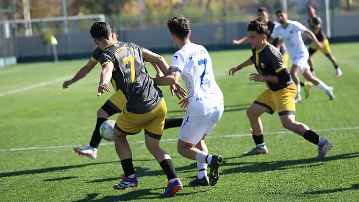 Kayseri Atletikspor 7'de 7 yaptı!