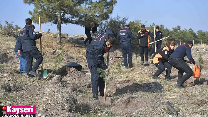 Kayseri Büyükşehir, 11.11'de 5 bin fidan ile geleceğe nefes oldu