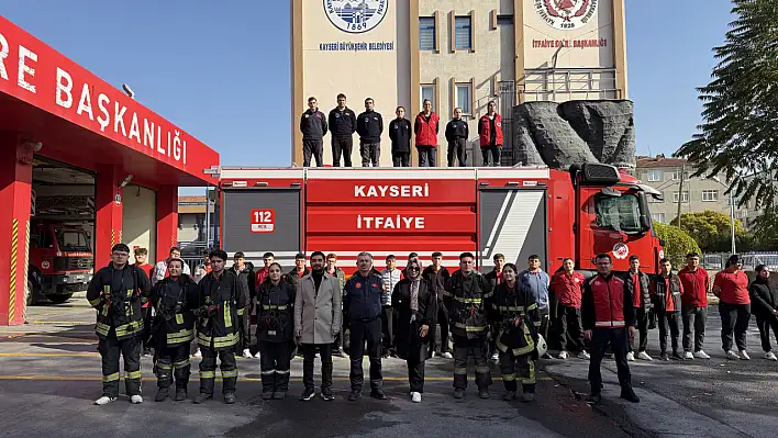 Kayseri Büyükşehir Belediyesi İtfaiye Daire Başkanlığı mesleğin detaylarını aktardı!