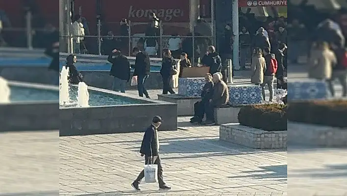 Kayseri Cumhuriyet Meydanı'nda resmen yasak geldi- Büyük değişiklik hayata geçirildi...