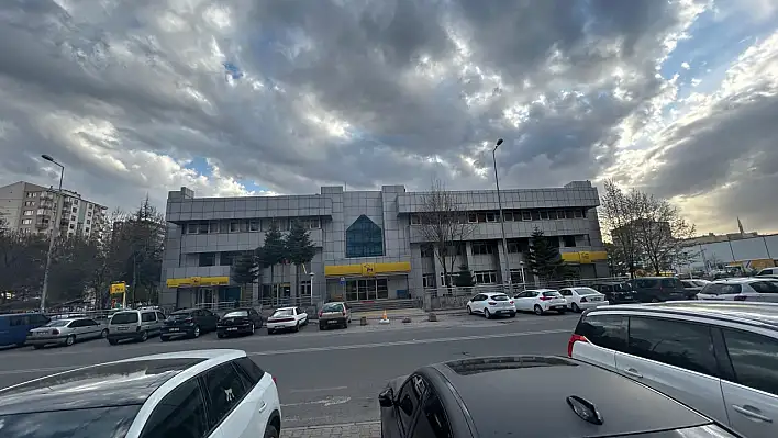 Kayseri'de 1 çay parasının 600 katına kiraya verilecek!