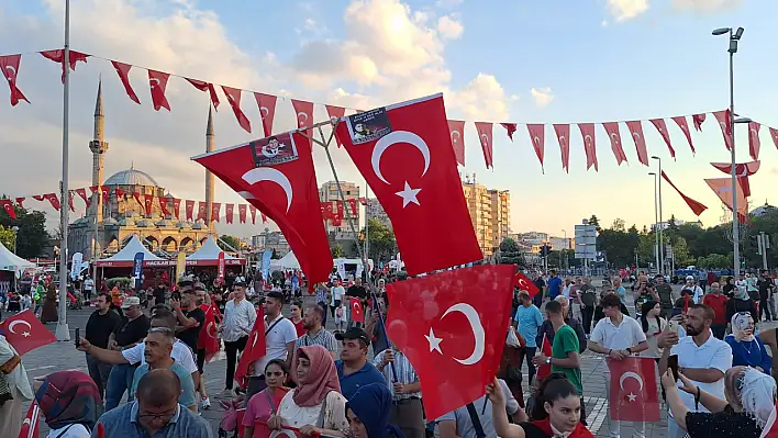 Kayseri'de 15 Temmuz Programında Tüm Gözler Ona Çevrildi