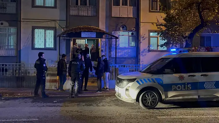 Kayseri'de 18 yaşındaki genç kız 4. kattan düştü: Durumu ağır