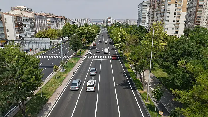 Kayseri'de 20 milyona yenilenen Havalimanı yolu tam not aldı!