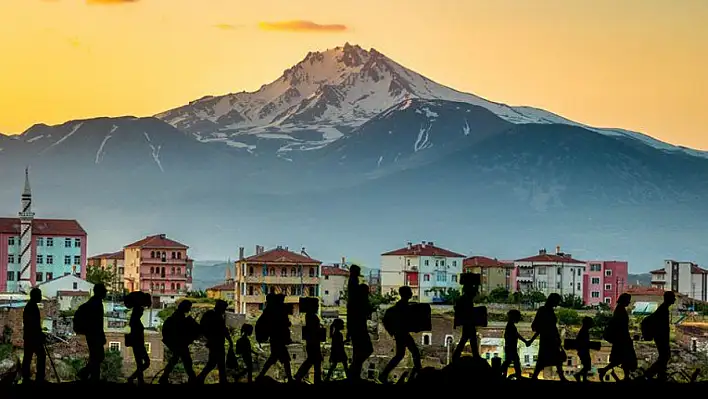 Kayseri'de 200'den fazla kişi o ilçeyi terk etti!