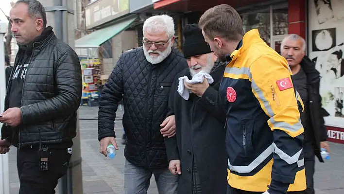 Kayseri'de yangında mahsur kaldılar