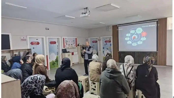 Kayseri'de anneler bilgilendirildi