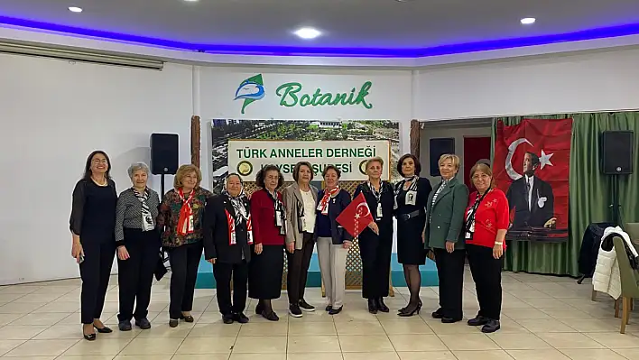 Kayseri'de anneler hem eğitime destek verdi hem de öğretmenleri unutmadı