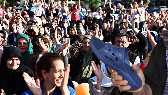 Kayseri'de annelere özel yarışma – Konu: Terlik!