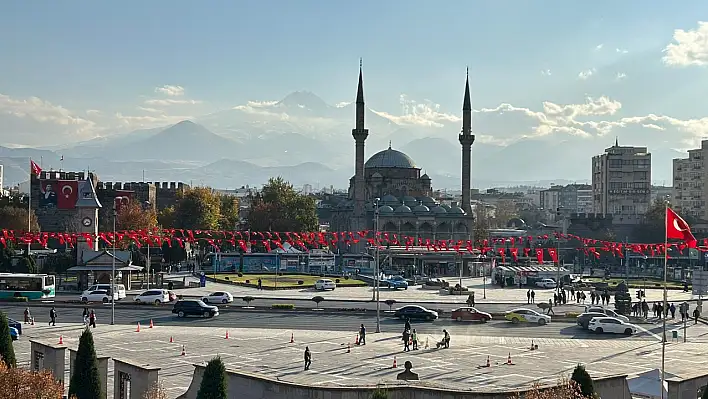 Kayseri'de artık yer yerinden oynamayacak- Belediye ekipleri harekete geçti!