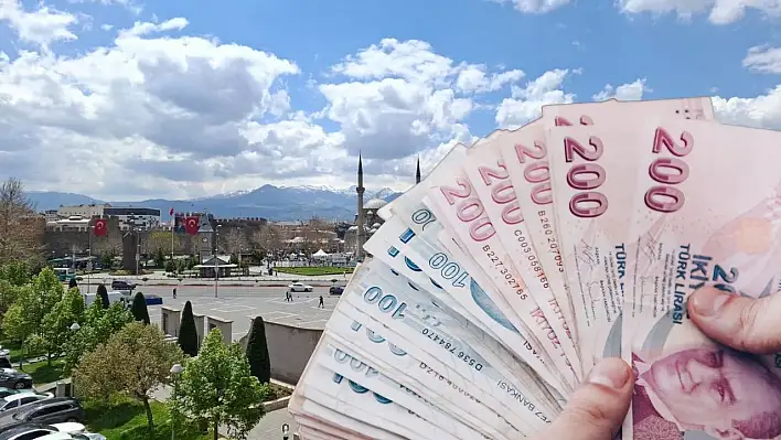 Kayseri'de bankacılıkta daralma: Şube sayısı eriyor, para birikiyor!