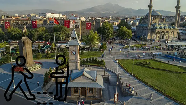 Kayseri'de başkan sahaya indi: Vatandaşı dinledi!