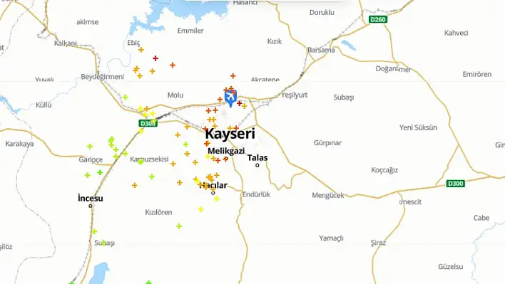 Kayseri'de beklenen gök gürültülü sağanak yağış başladı: Şimşeklerin sesi tüm şehirde yankılandı!