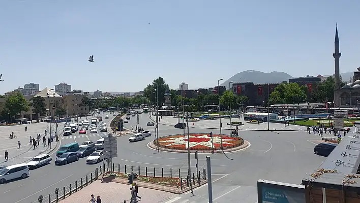 Kayseri'de belediyeler dilencilere karşı harekete geçti!