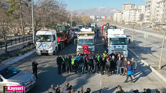 Deprem bölgesine yardımları sürüyor