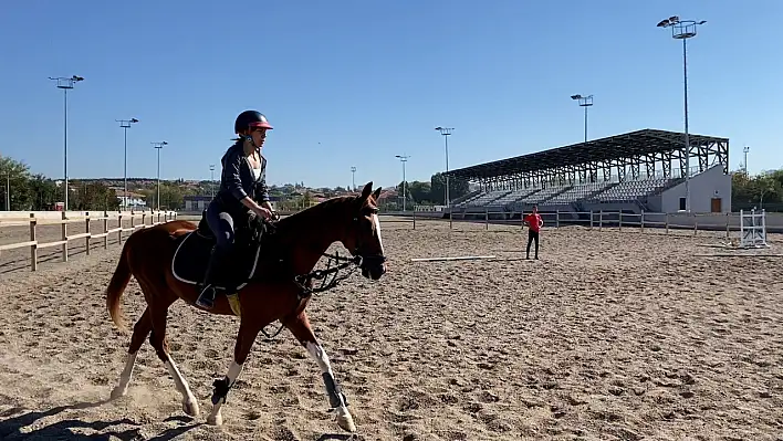 Kayseri'de binicilik atağı: Ulusal ve uluslararası yarışmalar yolda!