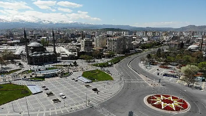 Kayseri'de buluşmalar hız kesmiyor: Bir yenisi daha yarın!