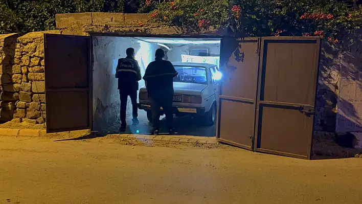 Kayseri'de çaldıkları otomobil ile kaza yaptılar!