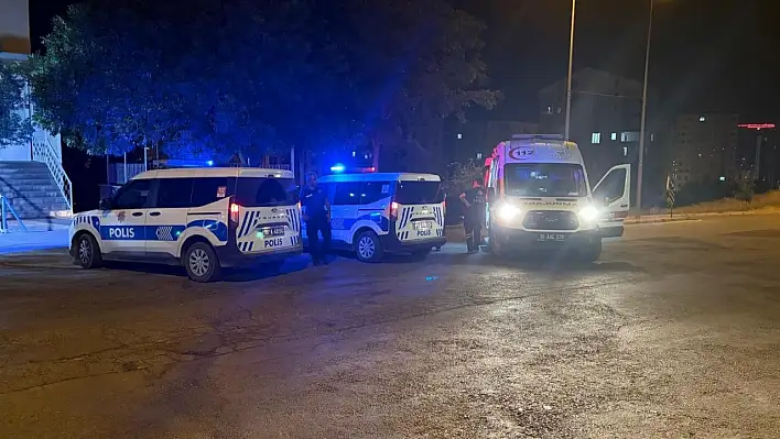 Kayseri'de cami bahçesinde bıçaklı yaralama!