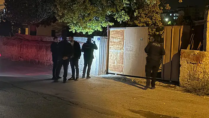 Kayseri'de dayı-yeğen kavgası - Yaralı var!