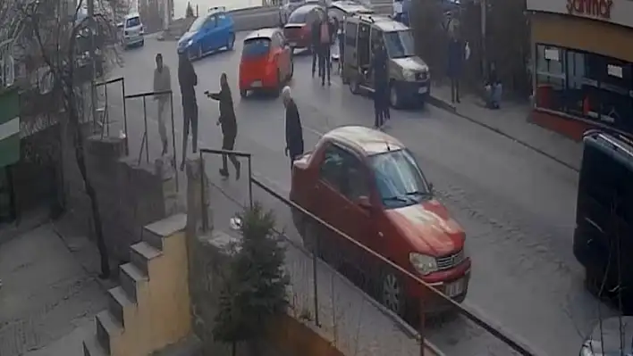 Kayseri'de dehşet davası yeniden başladı: ''14 kurşun sıktı, sonra arabayla geçti!''