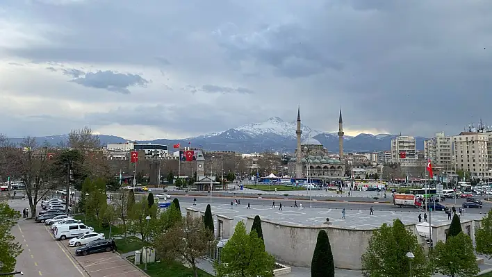 Kayseri'de deprem sonrası yıkılmıştı! Yerine bakın ne yapıldı?