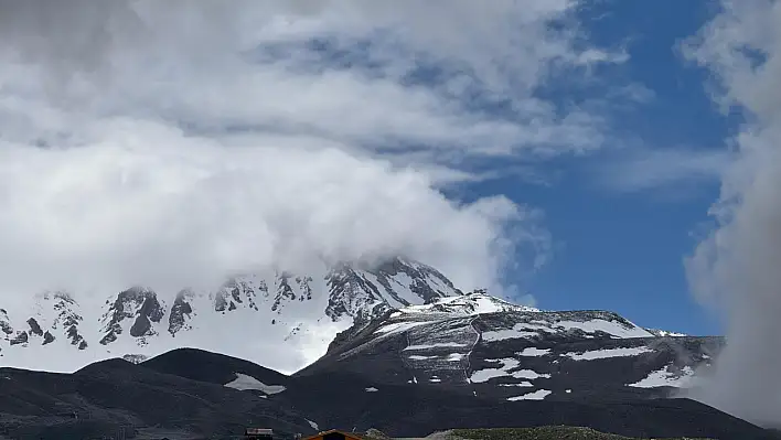 Kayseri'de Erciyes kartpostallık görüntülere sahne oldu