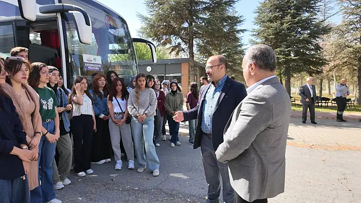 Kayseri'de Erciyes Üniversitesi öğrencileri şehri keşfetti!